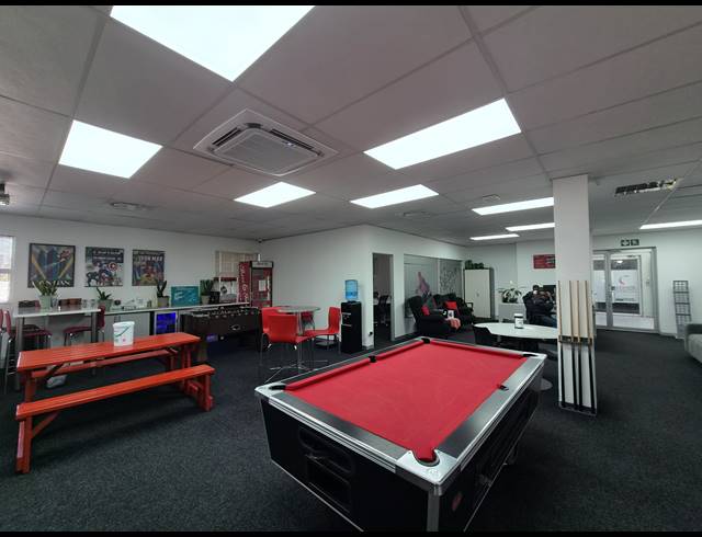 334M² OFFICE TO LET IN HALFWAY GARDENS
